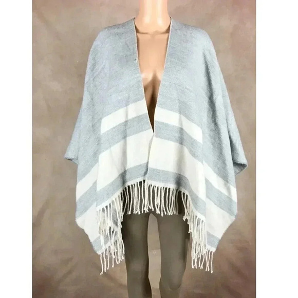 VINCE CAMUTO Gray Super Soft Shawl Poncho Sweater One Size - Picture 1 of 7